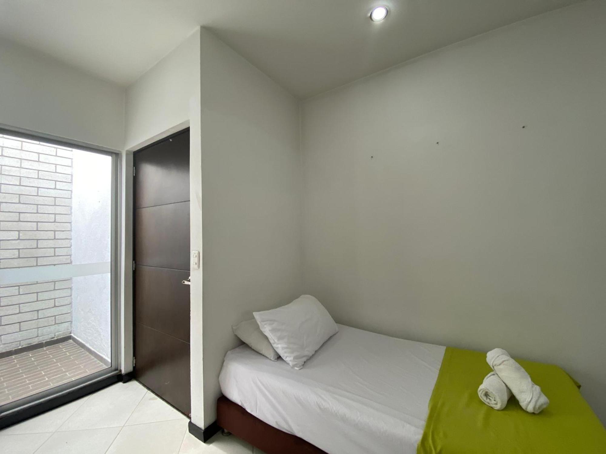 Apartaestudios Laureles Medellín Exterior foto